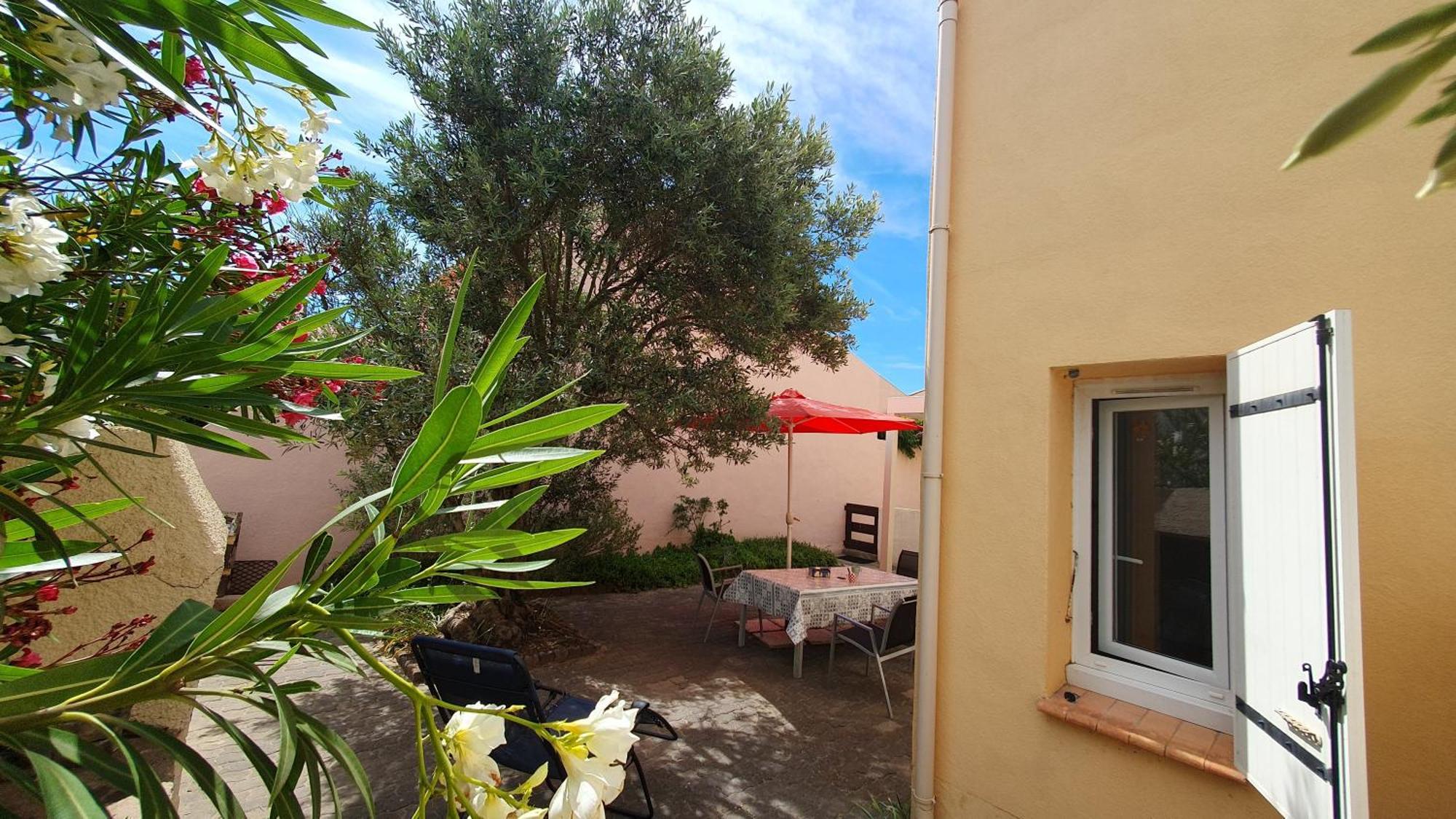 Appartement Avec Vaste Terrasse A 30 M Des Dunes Agde Kültér fotó